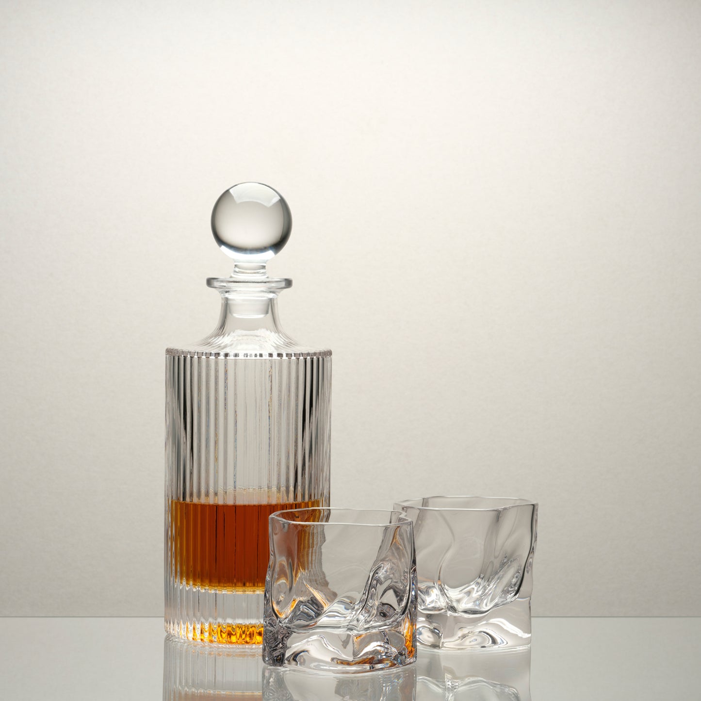 M&B Flinders Ranges Crystal Whisky Decanter