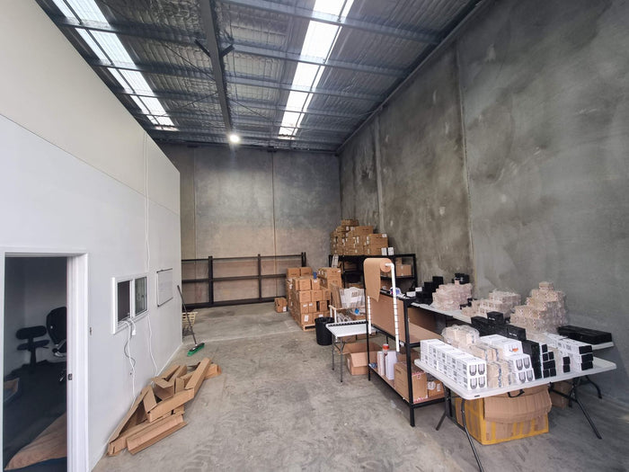 Building the new shelves and office wall, April 2022